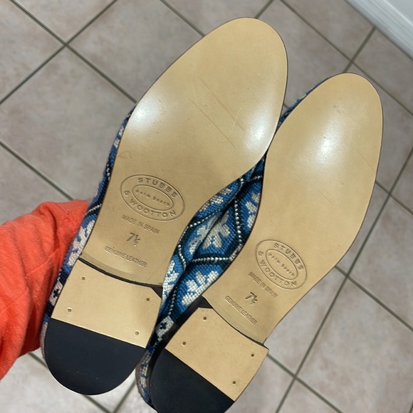 Size 7.5 please read description - Picture 2 of 4